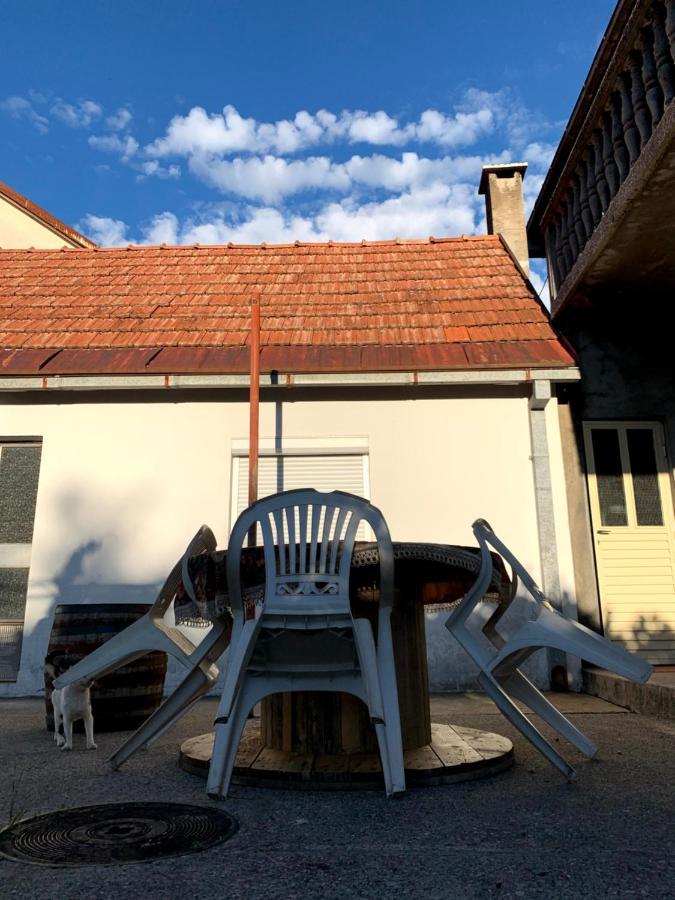 Hostel Holiday Cetinje Exterior photo